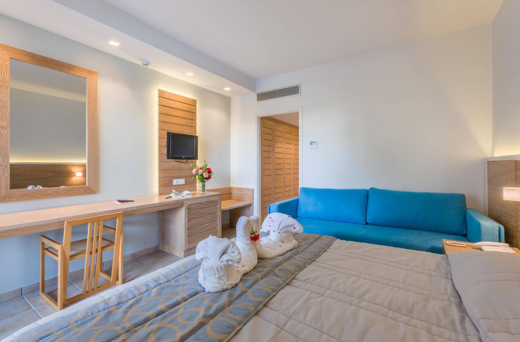 Tigaki Beach Hotel Екстер'єр фото