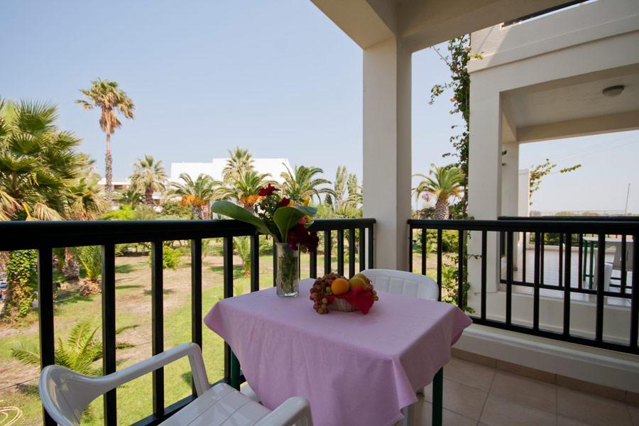 Tigaki Beach Hotel Екстер'єр фото